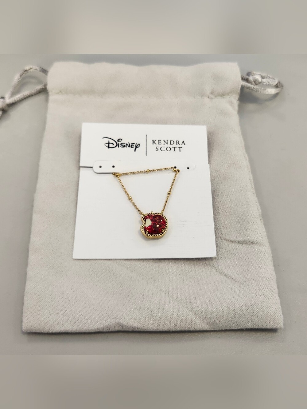 NWT Kendra Scott Gold-Tone Disney Snow White Red Poison Apple Necklace